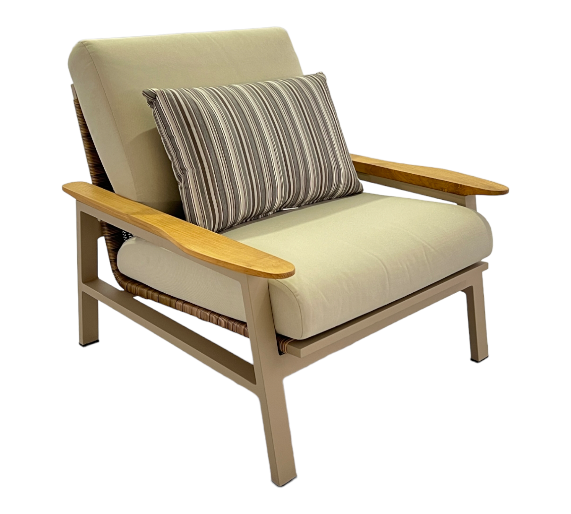 YORK Outdoor Living Lounge Chair