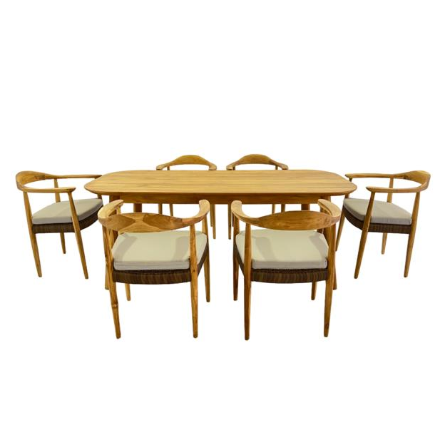 PERA Outdoor Dining Set