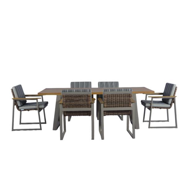 YORK Outdoor Dining Set