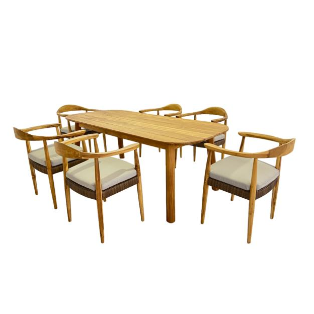 PERA Outdoor Dining Set